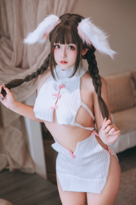 Cosplay日奈娇 - 垂耳兔 [105P3V-1.37GB]