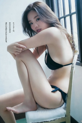 [Weekly Young Jump] 2017 No.26 武田玲奈 伊東紗冶子 [11P]